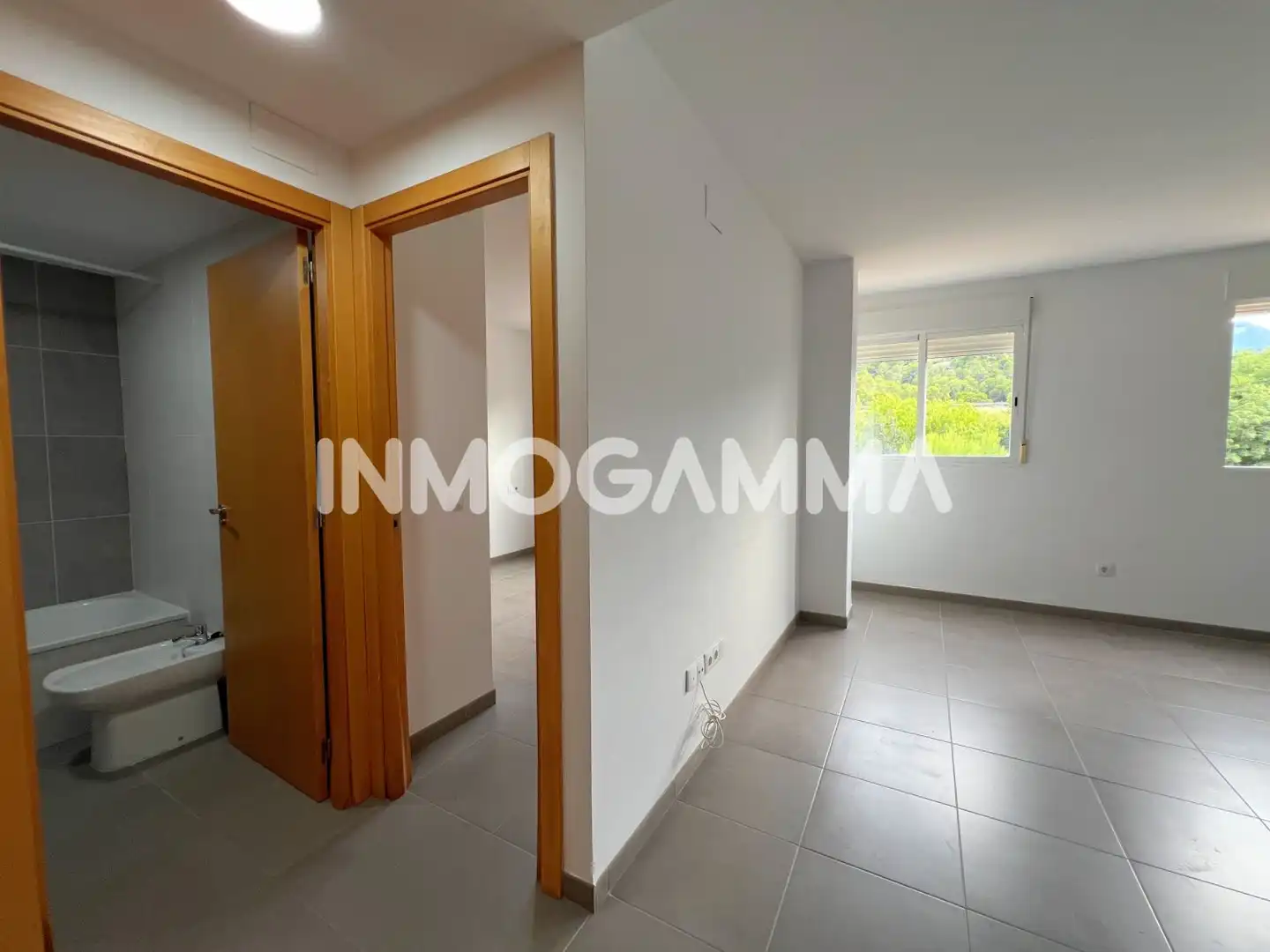 Apartments for rent in Favara  with Storage room