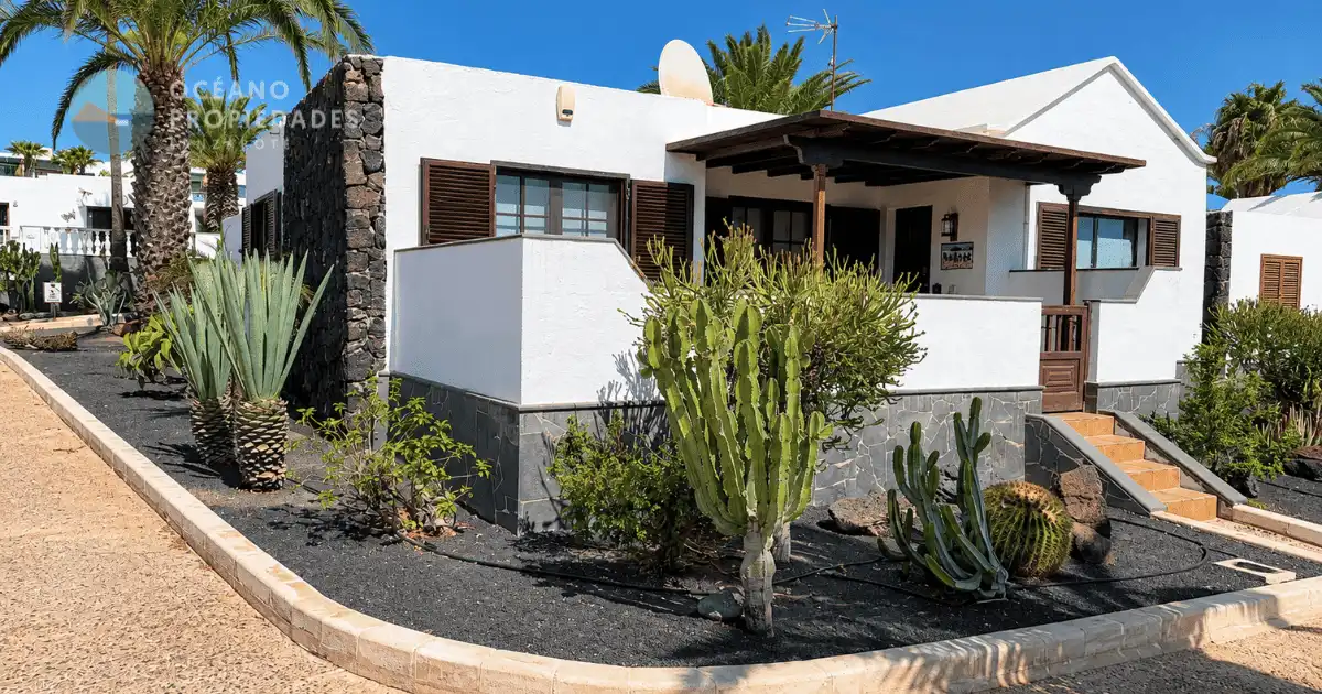 Vista exterior de Casa o chalet en venta en Costa Teguise