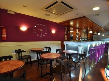 Local comercial en venda a Nou 192