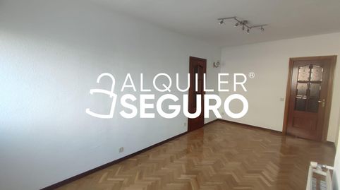 Photo 3 of Flat for rent in De las Islas Cíes, Peñagrande, Madrid Capital