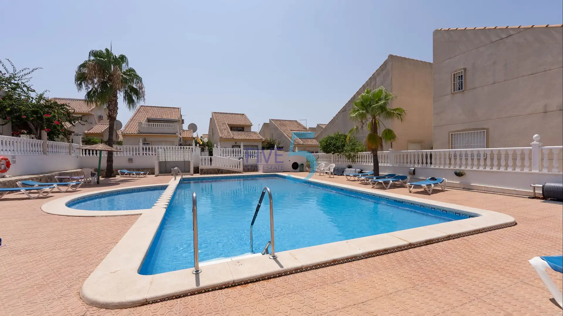 Swimming pool of Houses for sale in Rojales  with Air Conditioner, Heating and Terrace