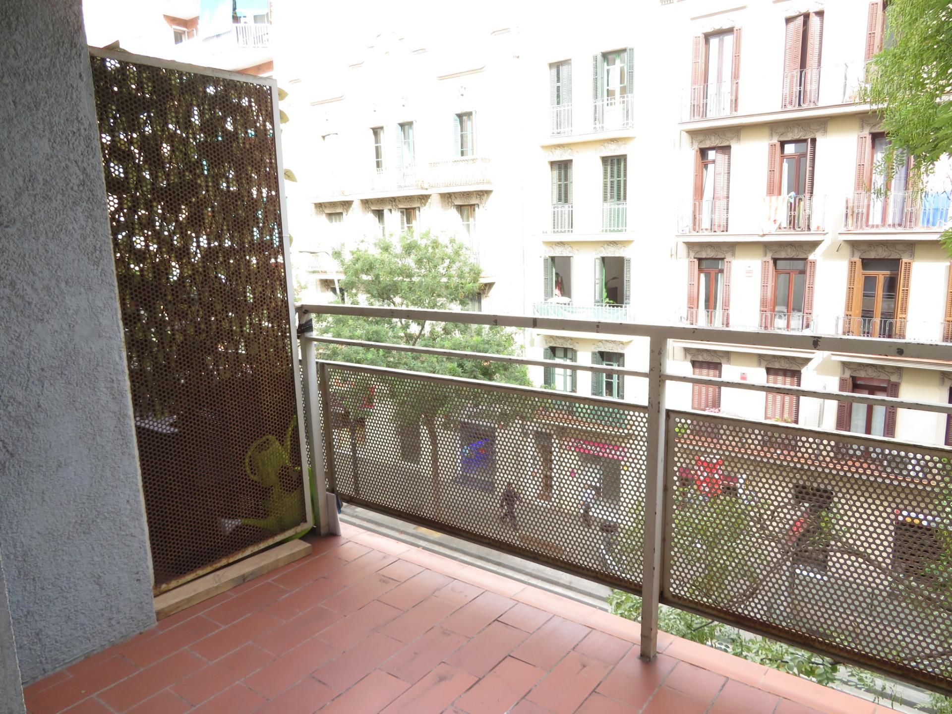 Terrassa de Pis en venda en  Barcelona Capital amb Balcó