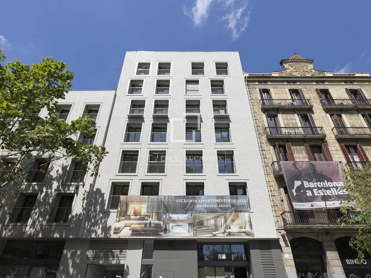 Exterior view of Attic for sale in Barcelona  with Air Conditioner, Terrace and Swimming Pool