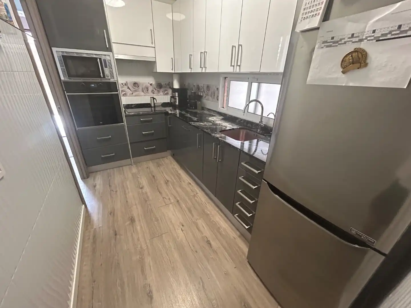 Cocina de Dúplex en venta en Torrevieja con Aire acondicionado, Terraza y Piscina