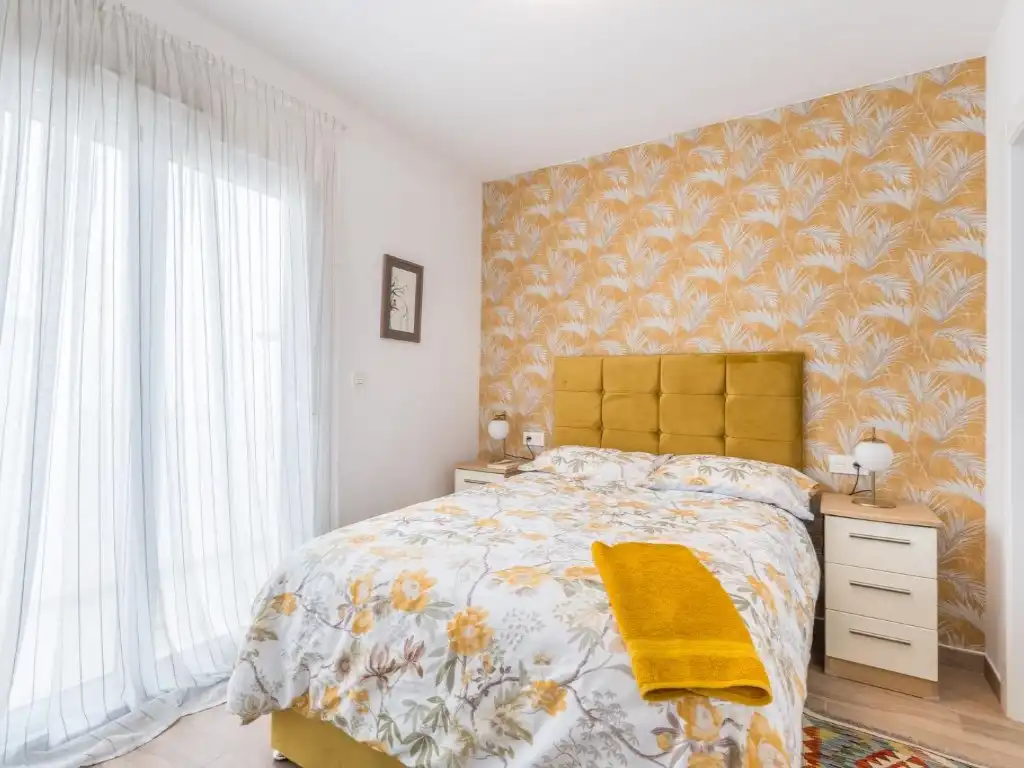 Dormitori de Casa o xalet de lloguer en Santa Pola amb Aire condicionat, Piscina i Moblat