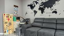Living room of Flat for sale in  Madrid Capital  with Air Conditioner, Heating and Balcony