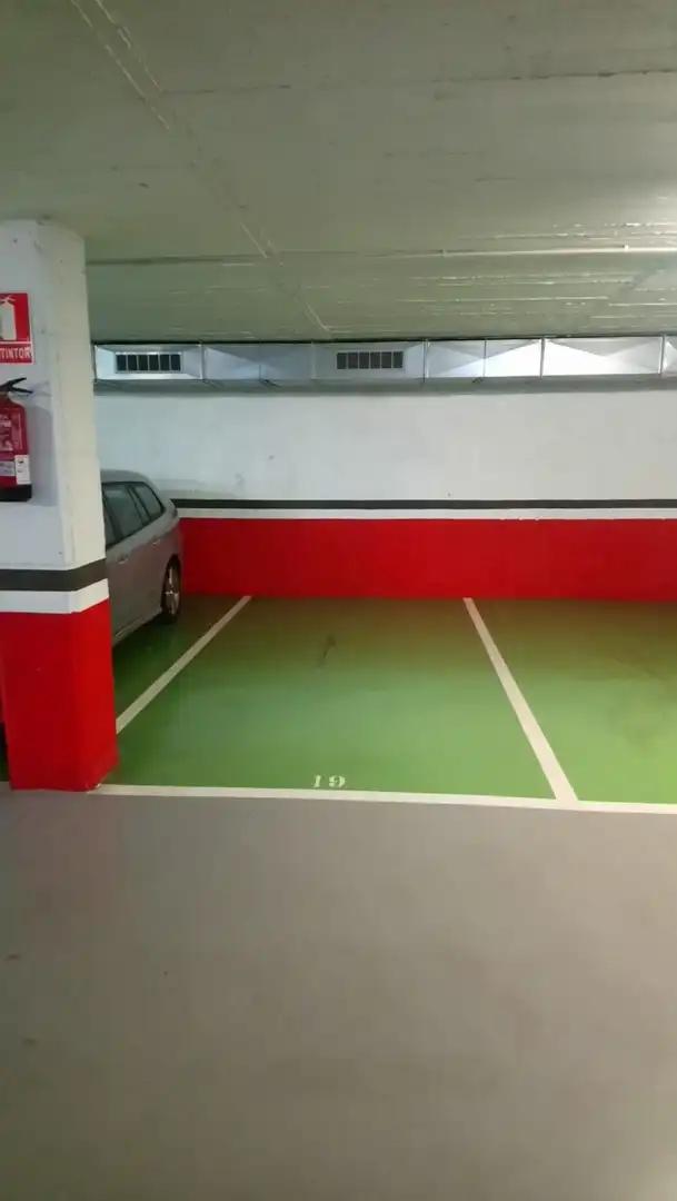 Aparcament de Garatge de lloguer en Can Farrerons