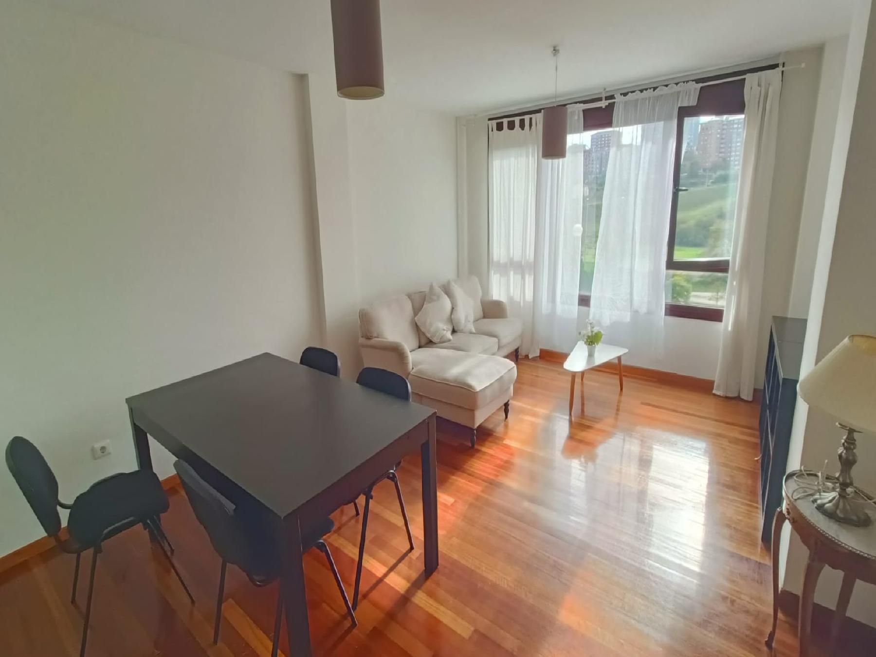 Vista exterior de Piso en venta en Santander con Trastero