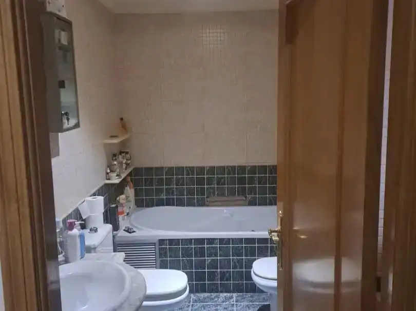 Badezimmer von Wohnung zur untervermieten in Buñol, Valencia