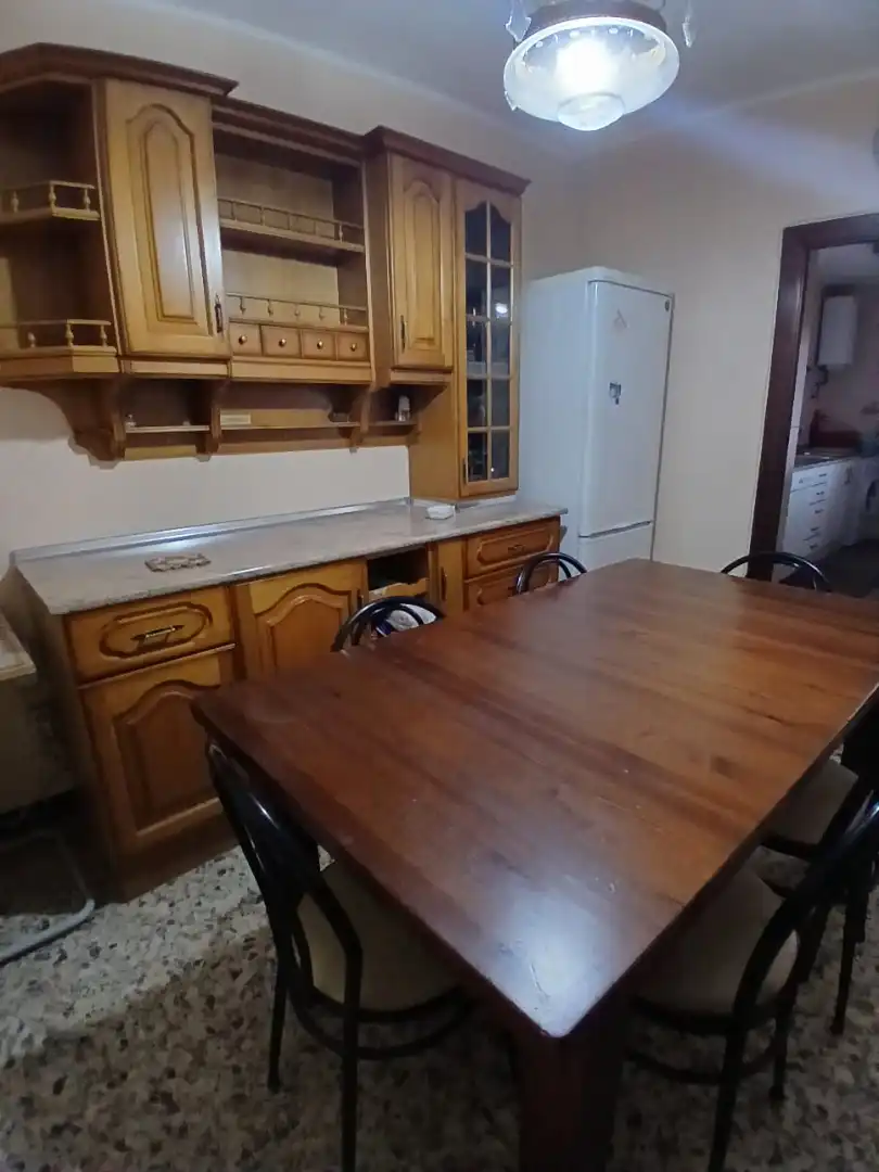 Room in Calle Florian Rey, 31, La Almunia de Doña Godina