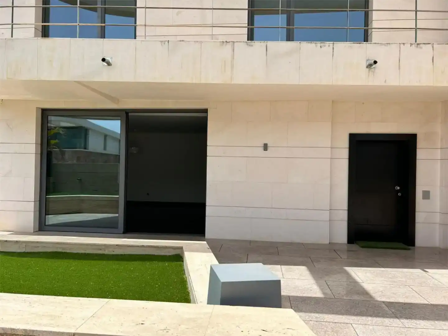 Vista exterior de Casa o xalet en venda en Santa Brígida amb Aire condicionat, Jardí privat i Parquet