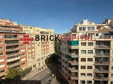 Pis amb ascensor en venda a Carrer de Beethoven