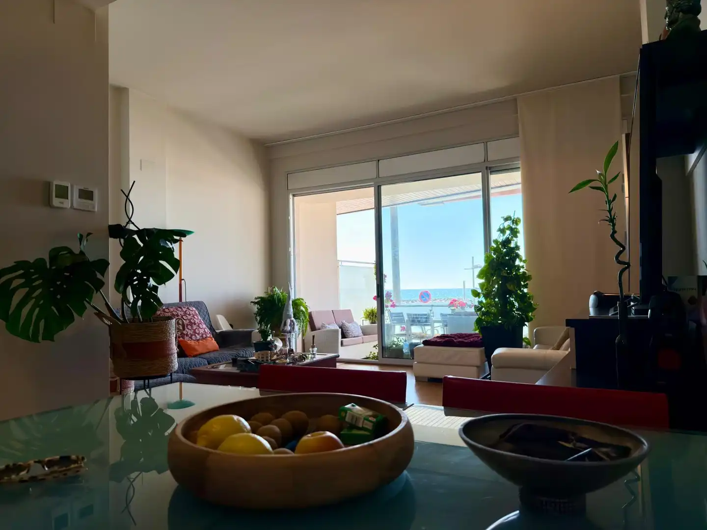 Sala d'estar de Apartament en venda en Cubelles amb Aire condicionat, Calefacció i Parquet