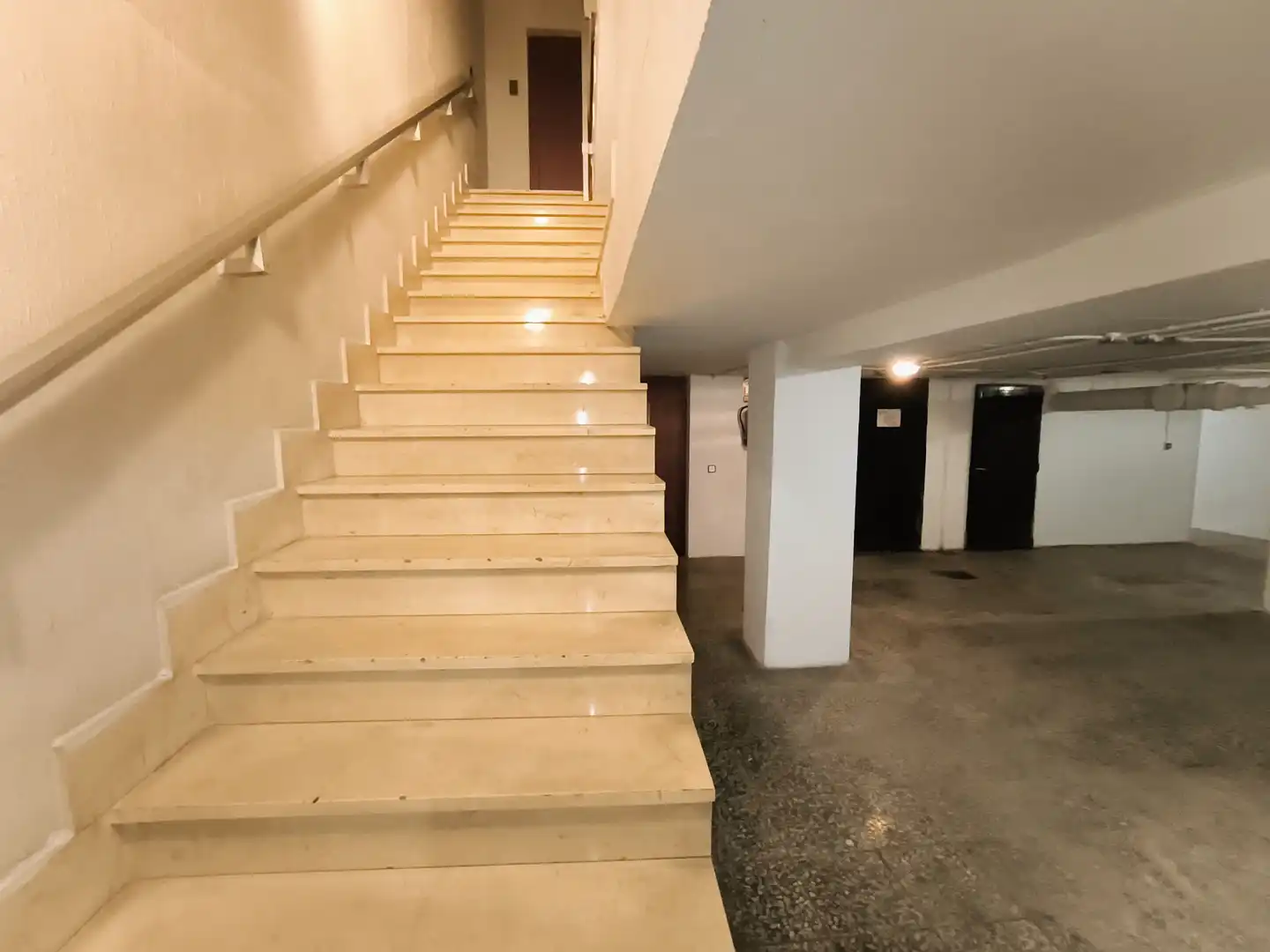 Wohnung zum Verkauf in Palencia mit Klimaanlage, Heizung und Parkett