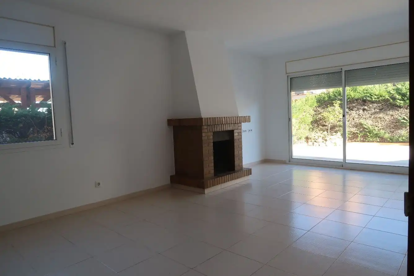 Sala d'estar de Casa o xalet de lloguer en Quart amb Calefacció i Jardí privat
