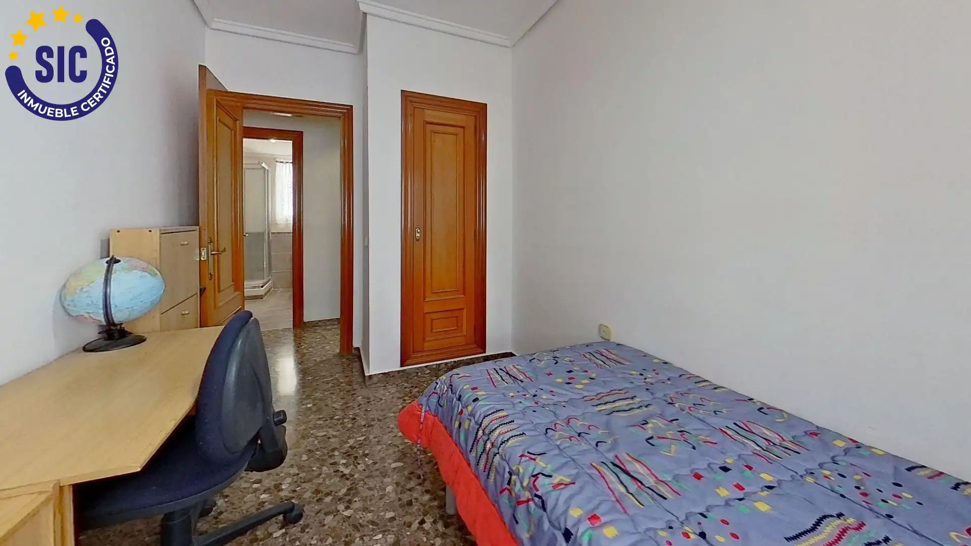 Habitación de Piso en venta en Valencia con Aire acondicionado, Calefacción y Balcón