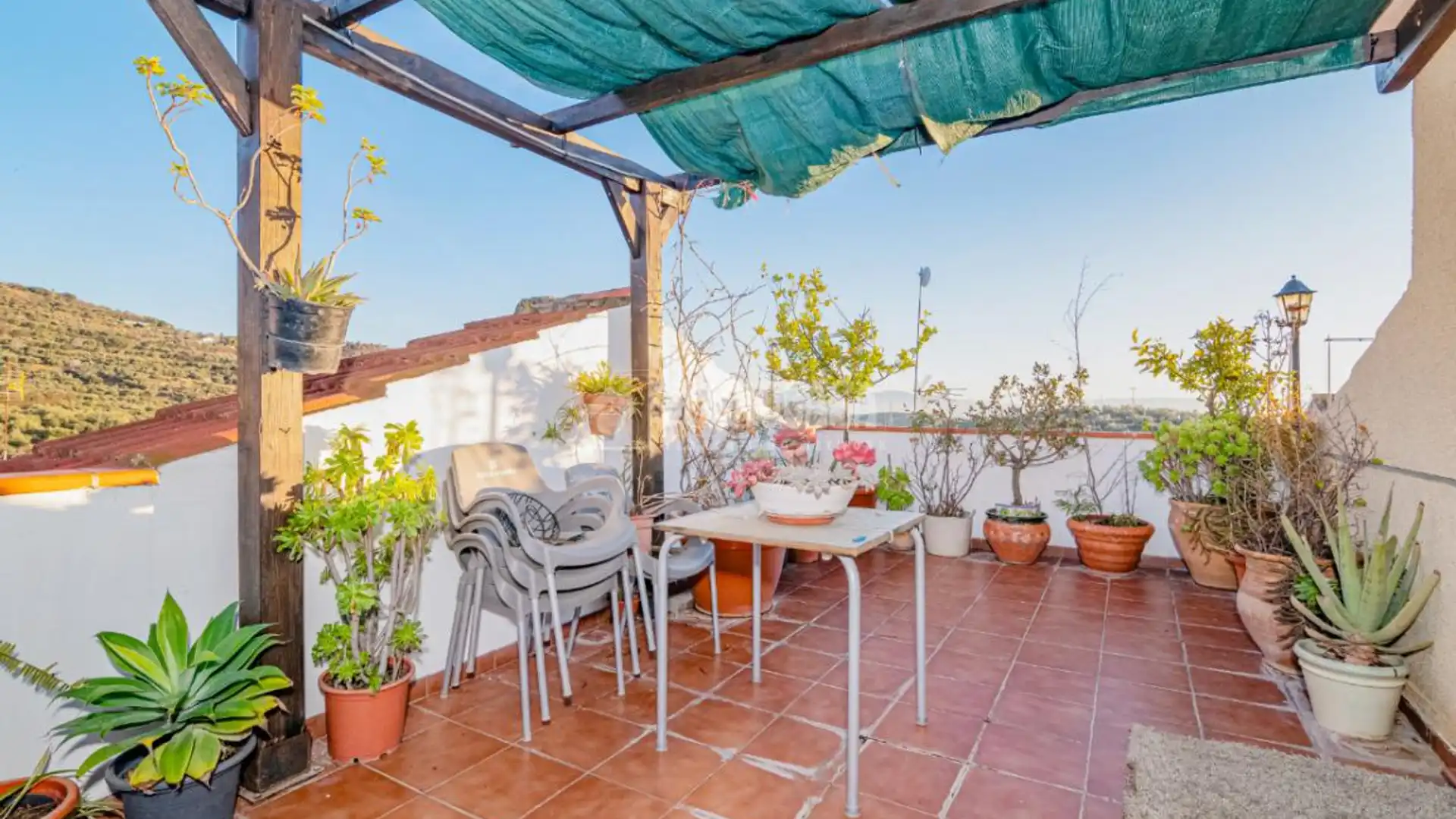 Terrassa de Casa adosada en venda en Güevéjar amb Traster i Balcó