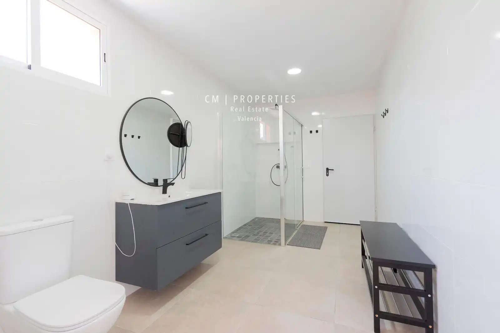 Baño de Casa o chalet en venta en Paterna con Aire acondicionado, Calefacción y Piscina