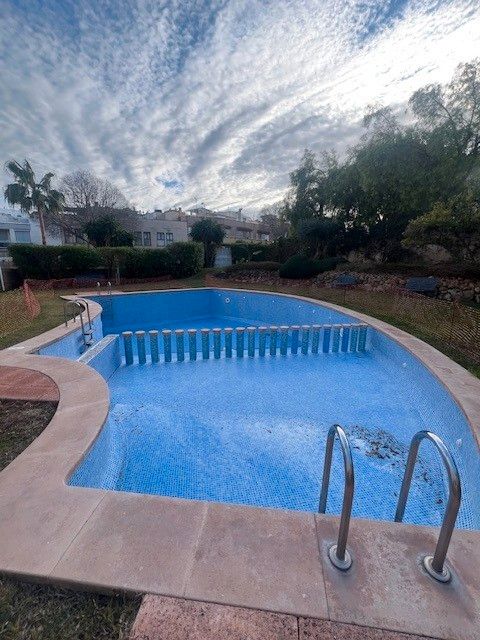 Swimming pool of Planta baja for rent in  Palma de Mallorca  with Air Conditioner, Heating and Private garden