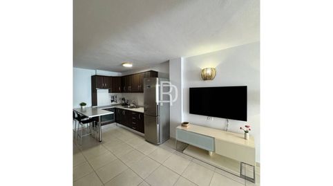 Photo 3 of Flat for rent in Avenida Príncipes de España, 3, El Médano, Granadilla de Abona