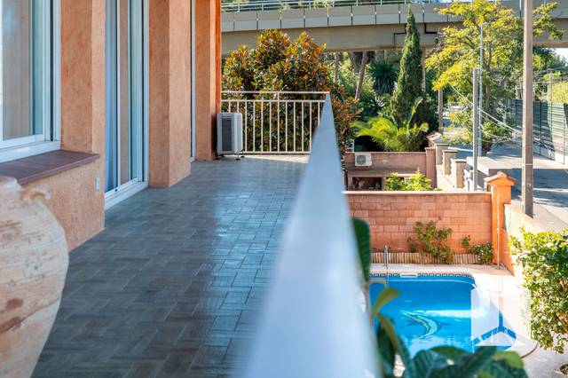 Casa-chalet en Venta en Les Botigues