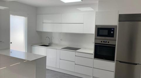 Foto 5 de Piso de alquiler en Calle Ramon y Cajal, Cuatro Caminos - Plaza de la Cubela, A Coruña Capital