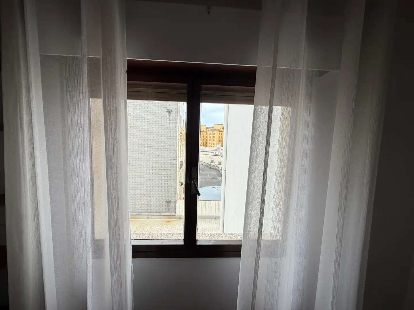Terrassa de Pis en venda en Gijón  amb Calefacció, Forn i Rentadora