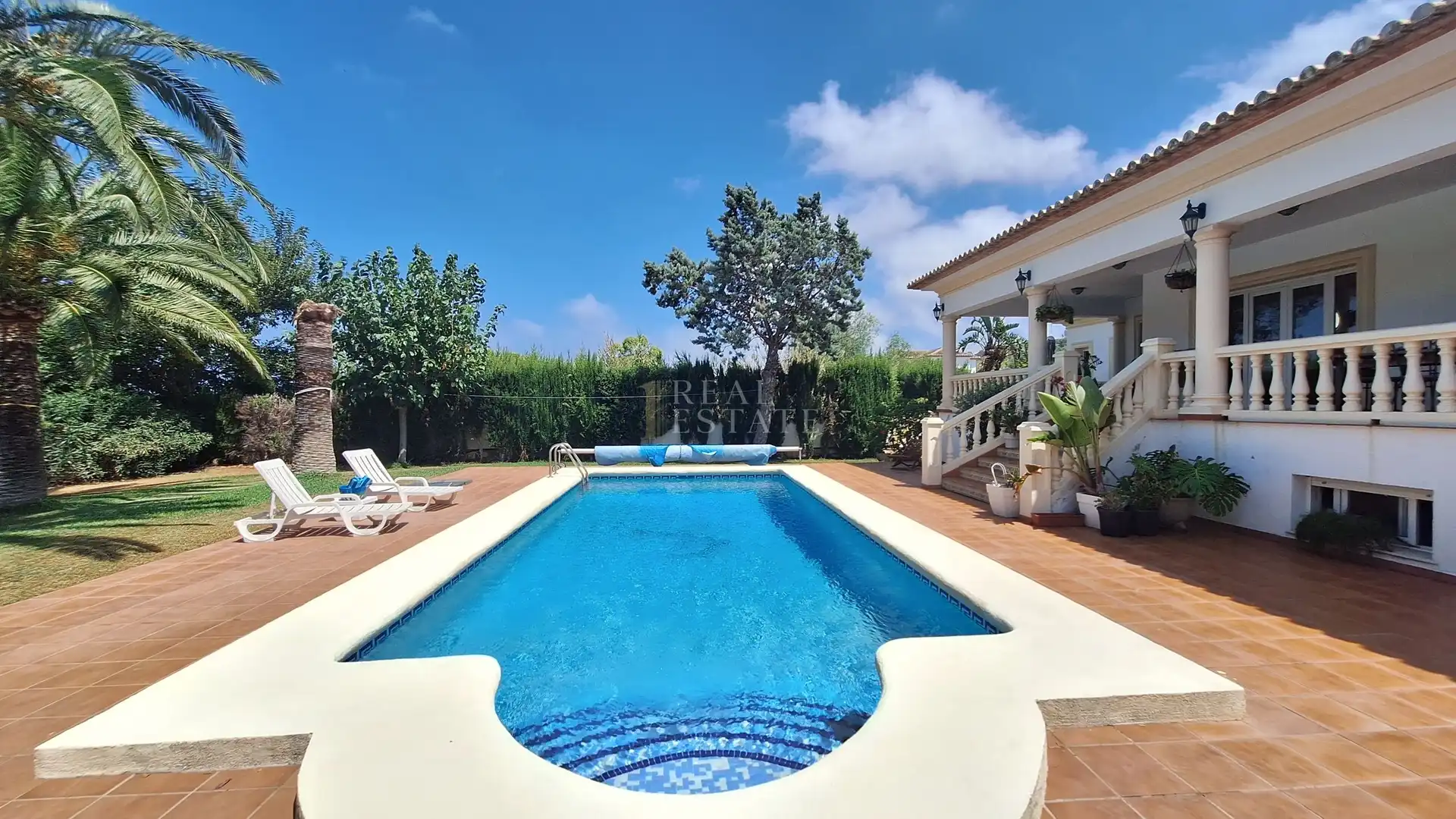 Piscina de Casa o chalet en venta en Dénia con Aire acondicionado, Calefacción y Terraza