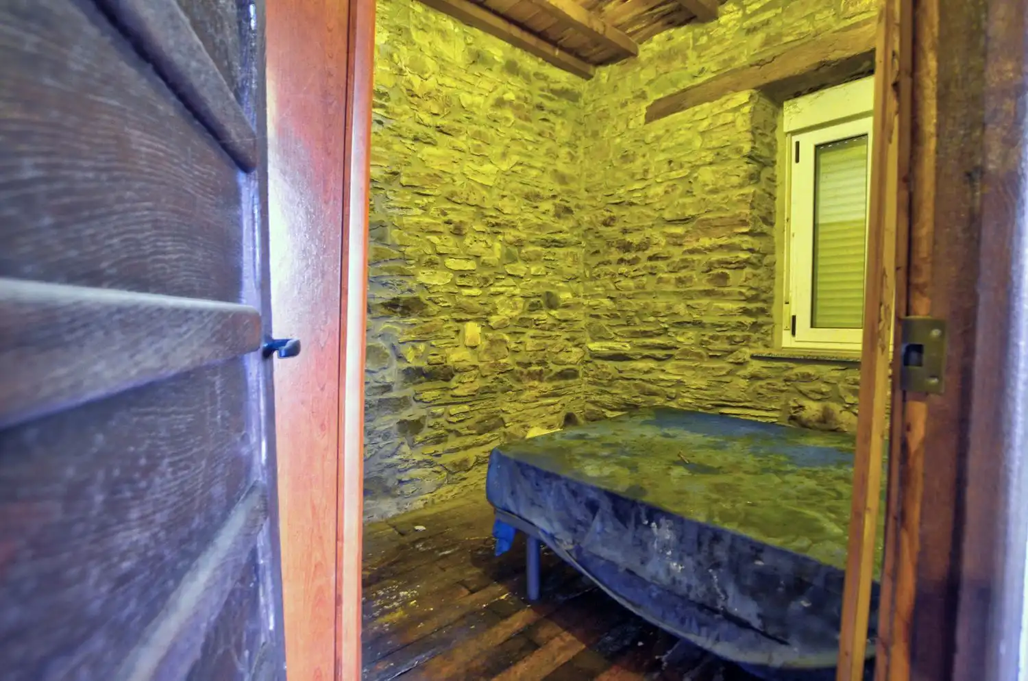 Houses for sale in Cangas del Narcea  with Heating, Storage room and Swimming Pool