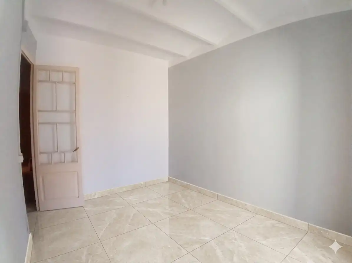 Piso de alquiler en Barcelona con Terraza y Horno