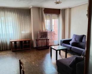 Living room of Flat for sale in Salamanca Capital  with Balcony