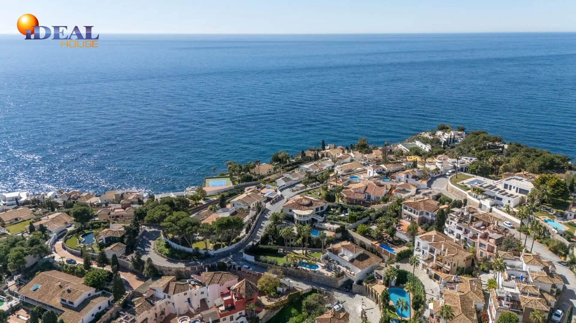 Vista exterior de Casa o chalet en venta en Almuñécar con Aire acondicionado, Jardín privado y Terraza
