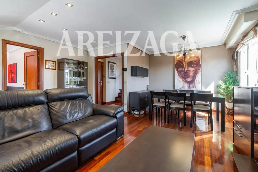 Piso con terraza en venta en Paseo de Ulía, imagen 7