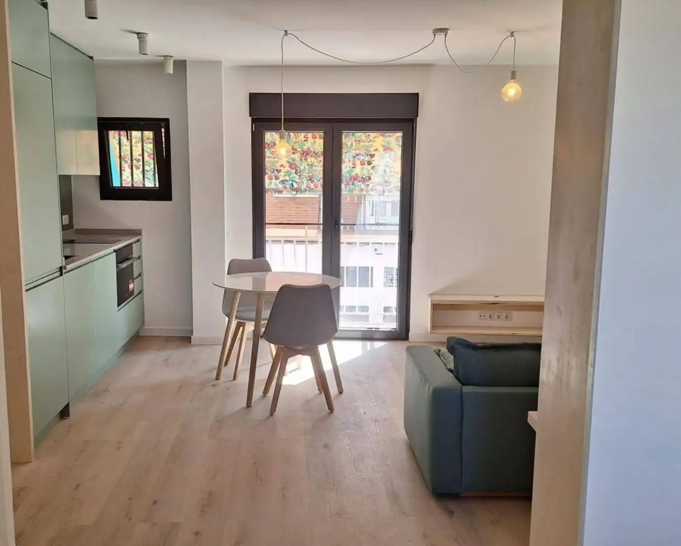 Sala de estar de Apartamento de alquiler en Madrid con Amueblado y Balcón