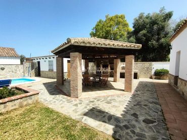 Landhaus mit Pool zum Verkauf in Zahora