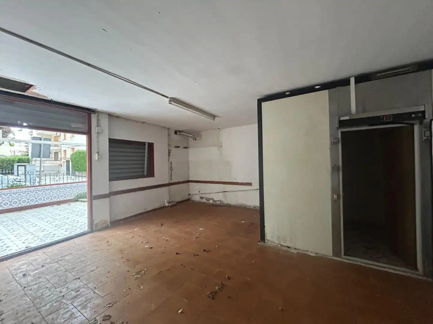 Local en venta en Calafell