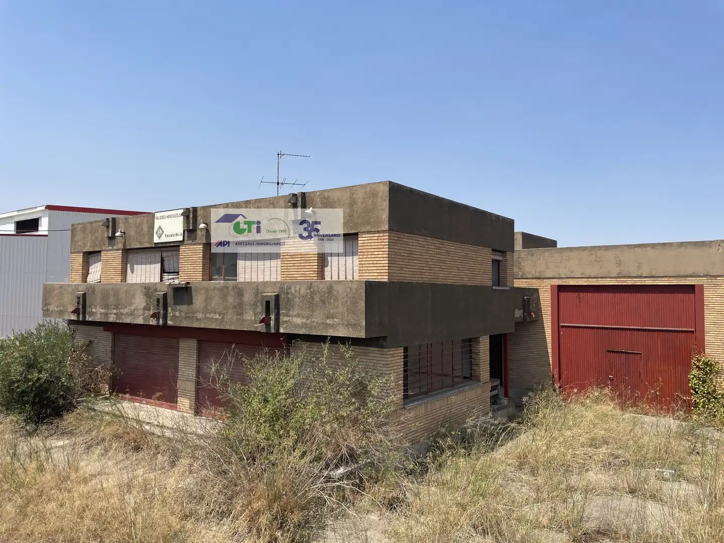 Vista exterior de Residencial en venda en Zaragoza