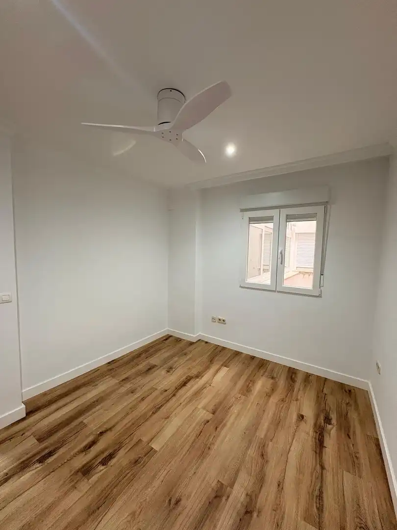 Bedroom of Flat for rent in Motril  ciudad