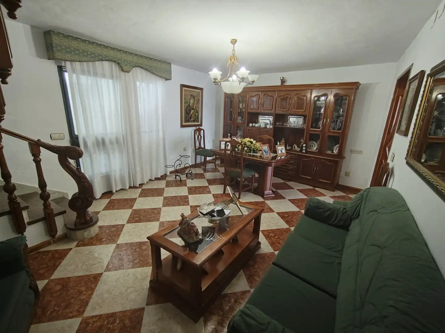 Sala d'estar de Casa o xalet en venda en Mengíbar