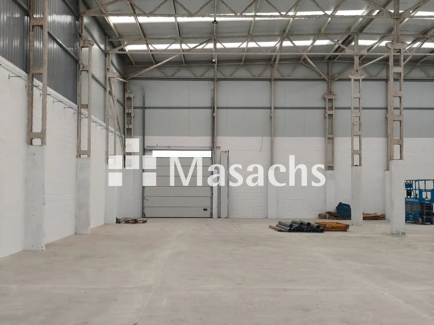 Außenansicht von Fabrikhallen zur Miete in Santa Perpètua de Mogoda