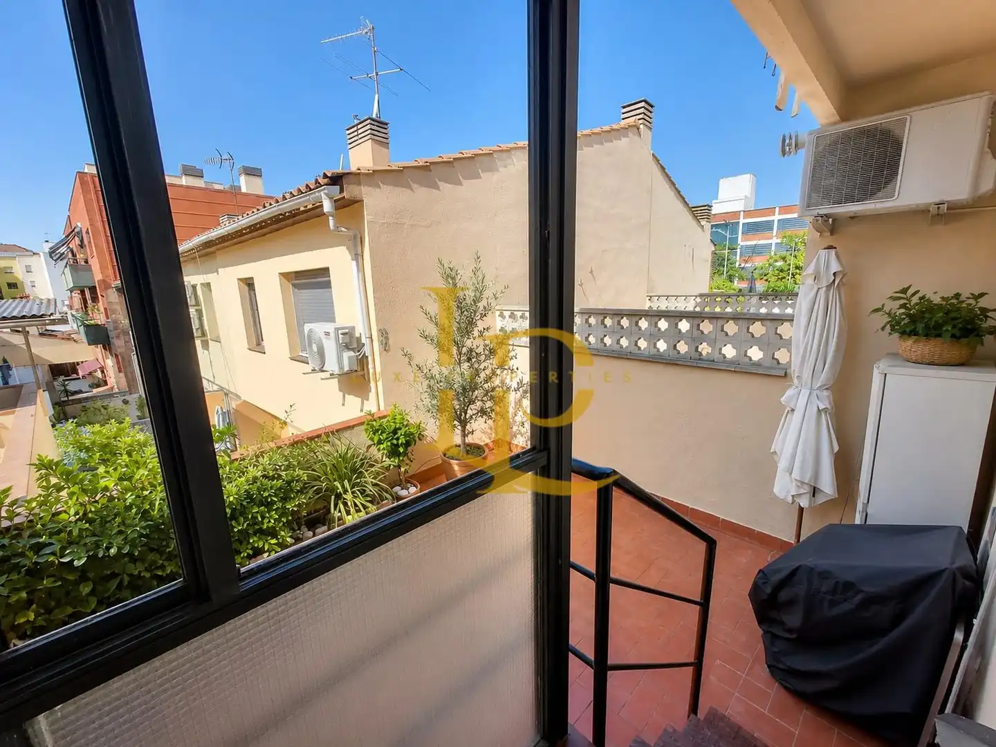 Terrassa de Casa adosada en venda en Cerdanyola del Vallès amb Aire condicionat, Calefacció i Terrassa