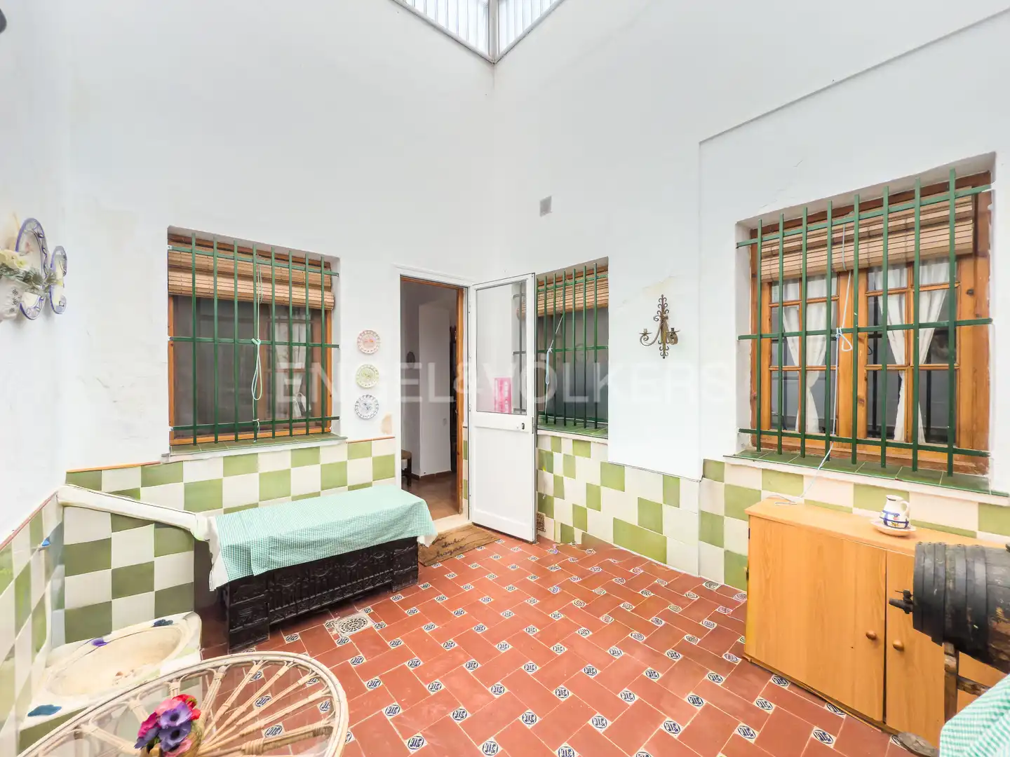 Casa adosada en venda en Puerto Real amb Calefacció