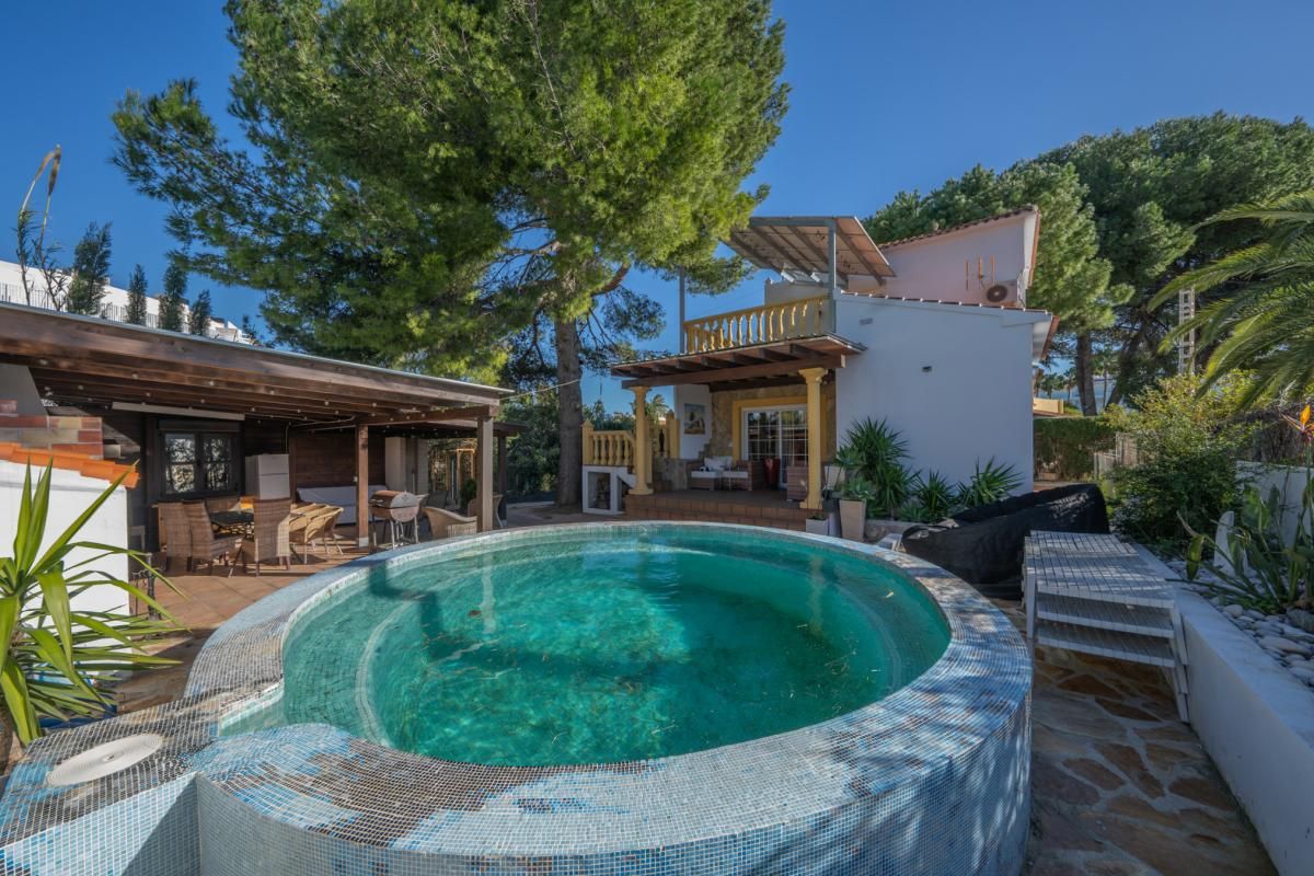 Jardí de Casa o xalet en venda en Dénia amb Aire condicionat, Calefacció i Jardí privat