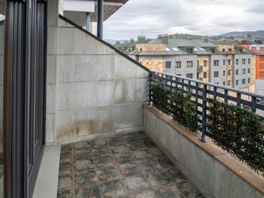 Àtic amb jardí en venda a Villaviciosa - CL ALEJANDRO CASONA