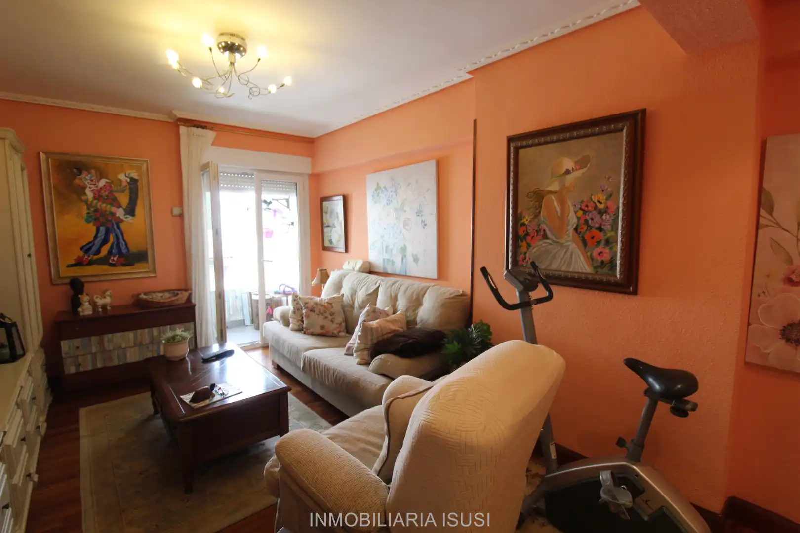 Sala de estar de Piso en venta en Santurtzi  con Calefacción, Trastero y Balcón