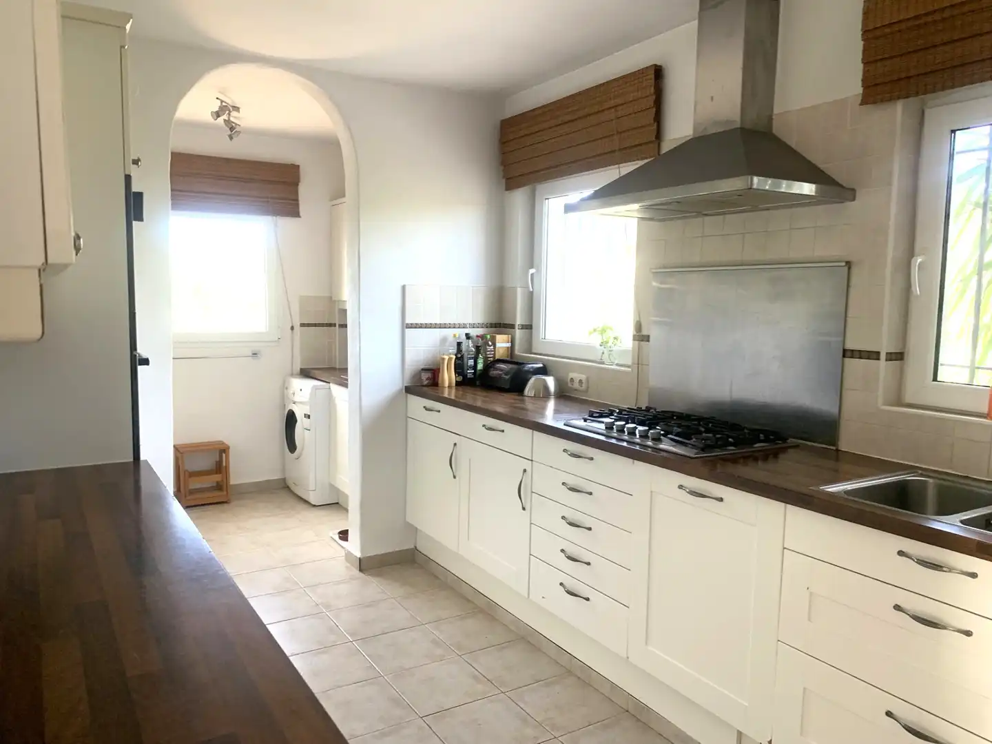 Cocina de Finca rústica en venta en El Perelló con Aire acondicionado, Calefacción y Jardín privado