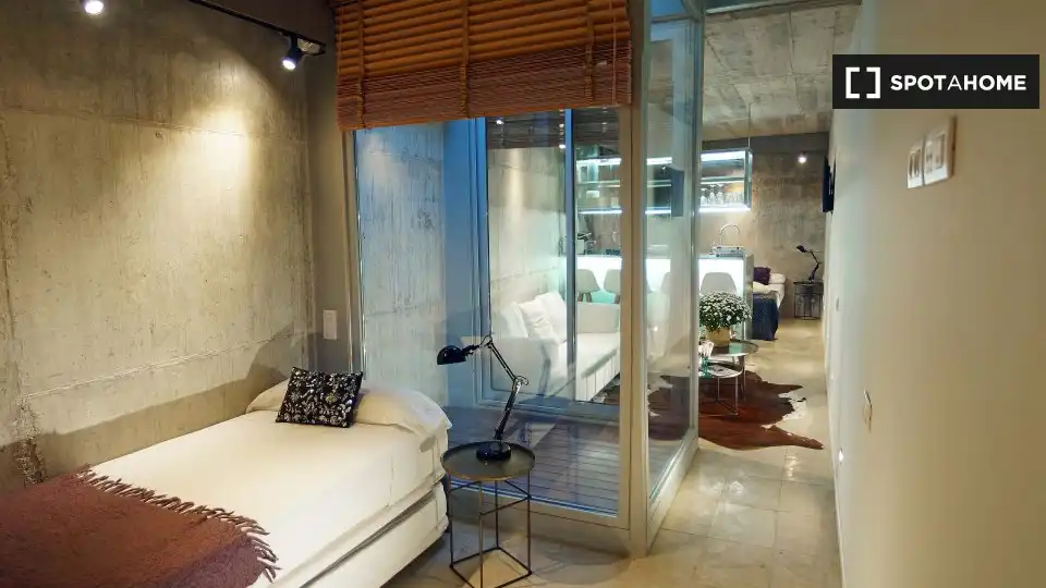 Flat with terrace to rent in Eixample, imagen 5