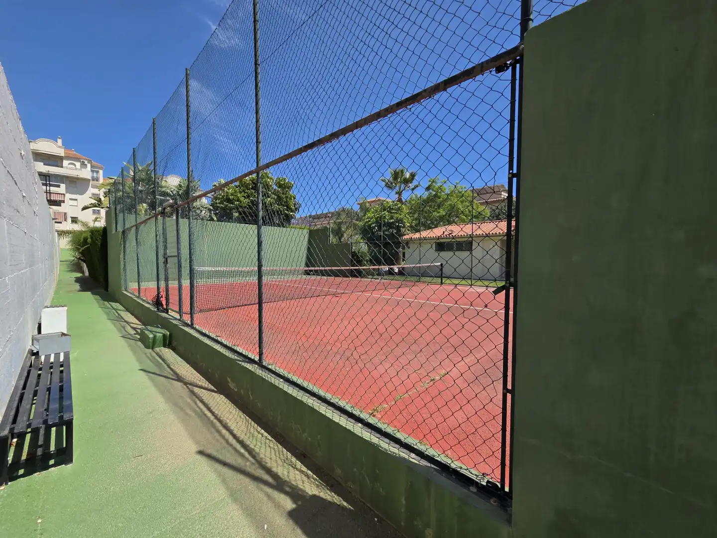 Vista exterior de Piso en venta en Benalmádena con Aire acondicionado, Calefacción y Parquet