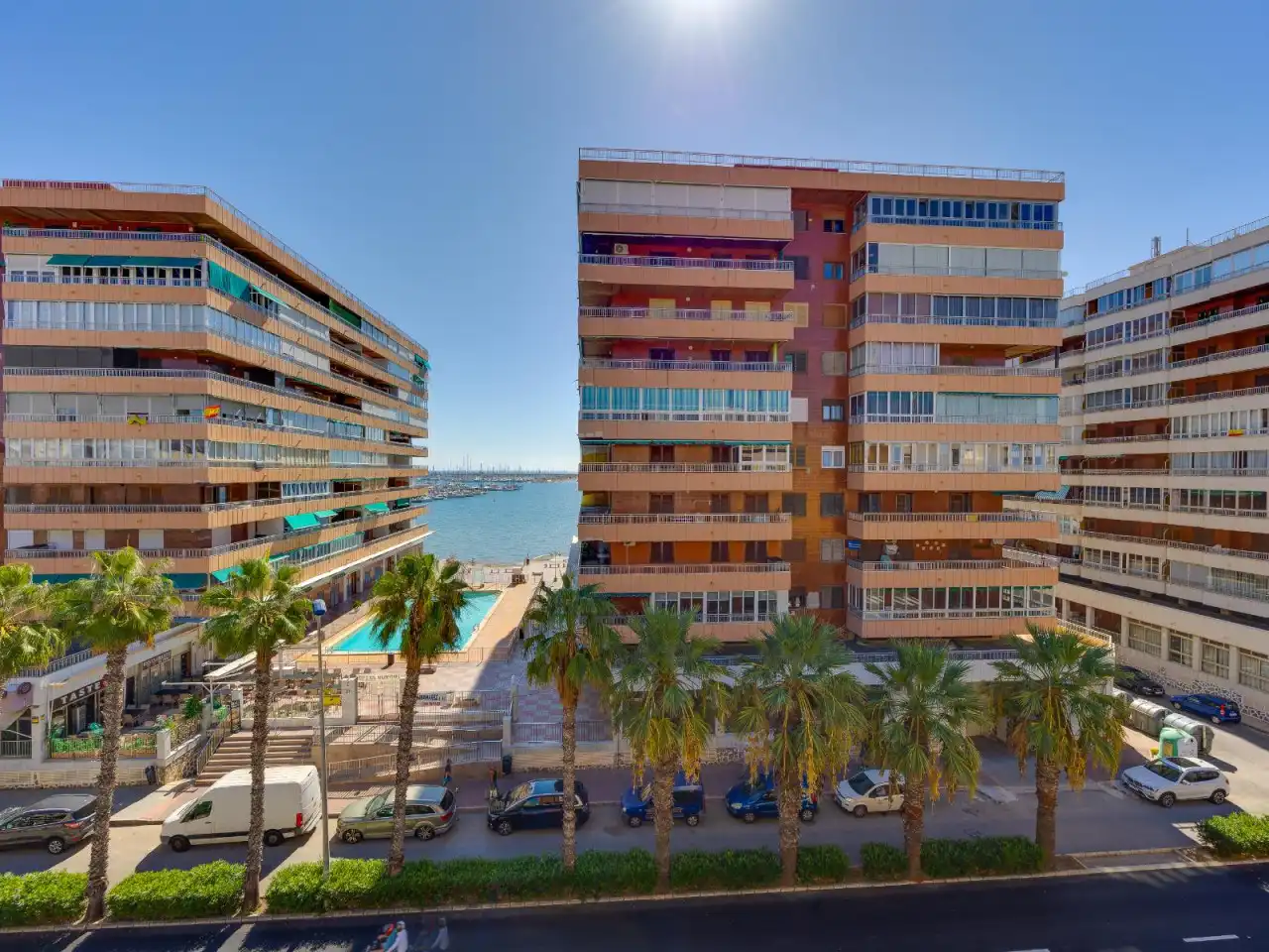 Apartment with pool for sale in Playa del Acequión, Náufragos y Rocío del Mar, imagen 2
