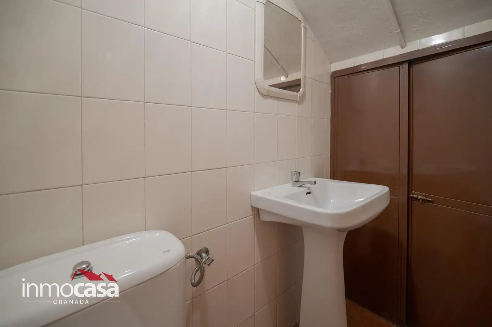 Bathroom of Houses for sale in Maracena, Granada